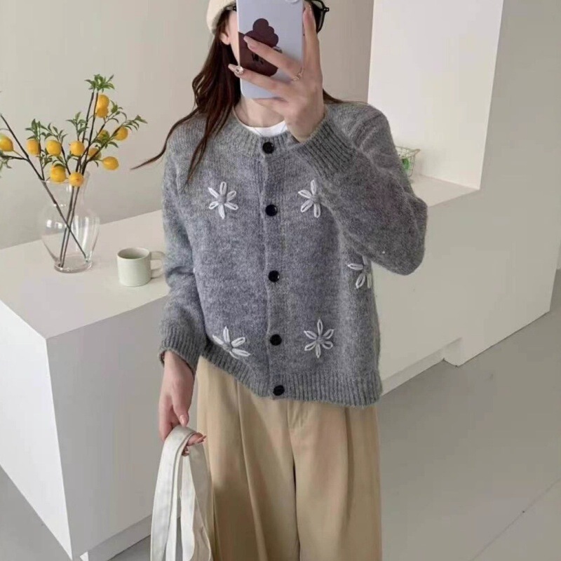立体钩花设计感针织开衫女秋冬新款韩系圆领温柔风宽松毛衣外套女|undefined
