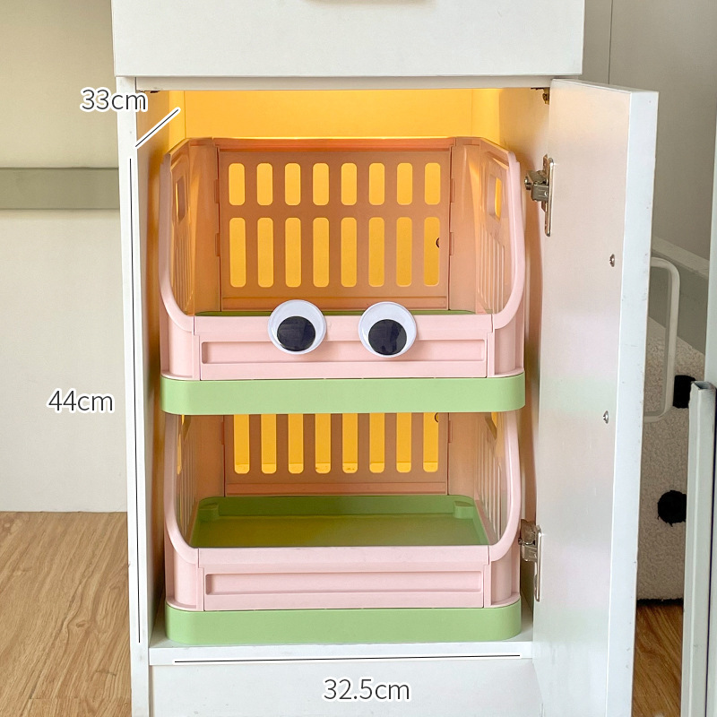 寮の主なキャビネットの収納ケースの両面に学生寮の好物の本とお菓子の大容量の物置棚をフックします。|undefined