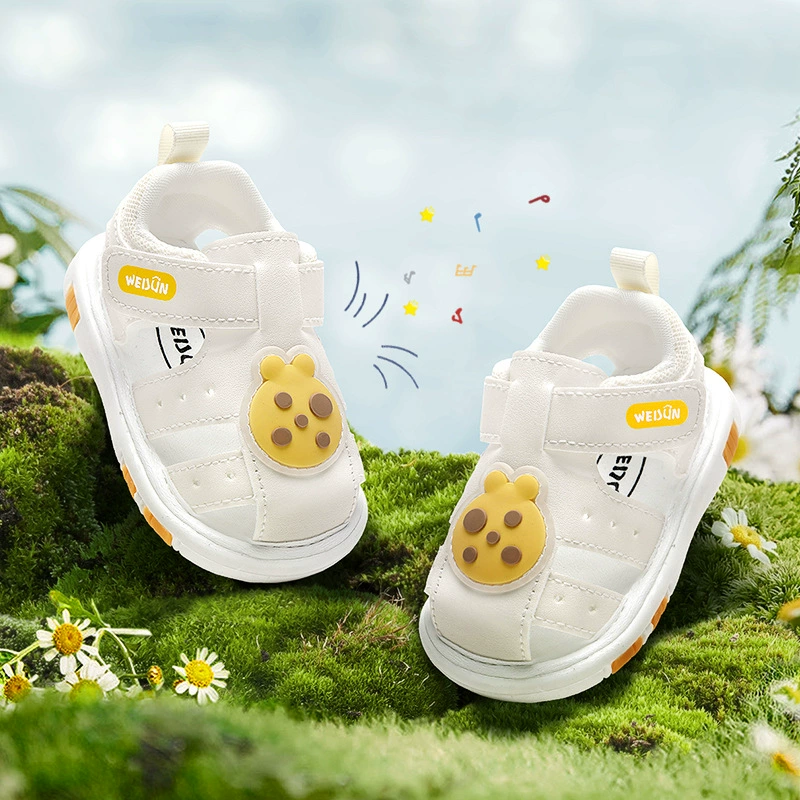 2024 новые детские кроссовки для мальчиков и девочек Летняя мягкая подошва нескользящая детская обувь дышащая обувь сандалии