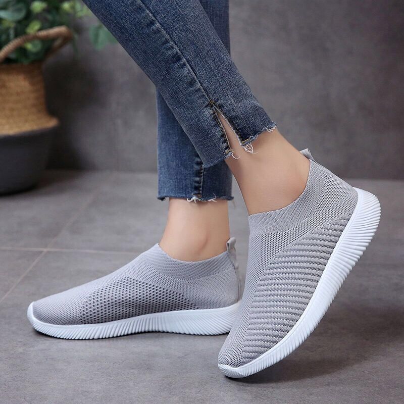 Gray 826