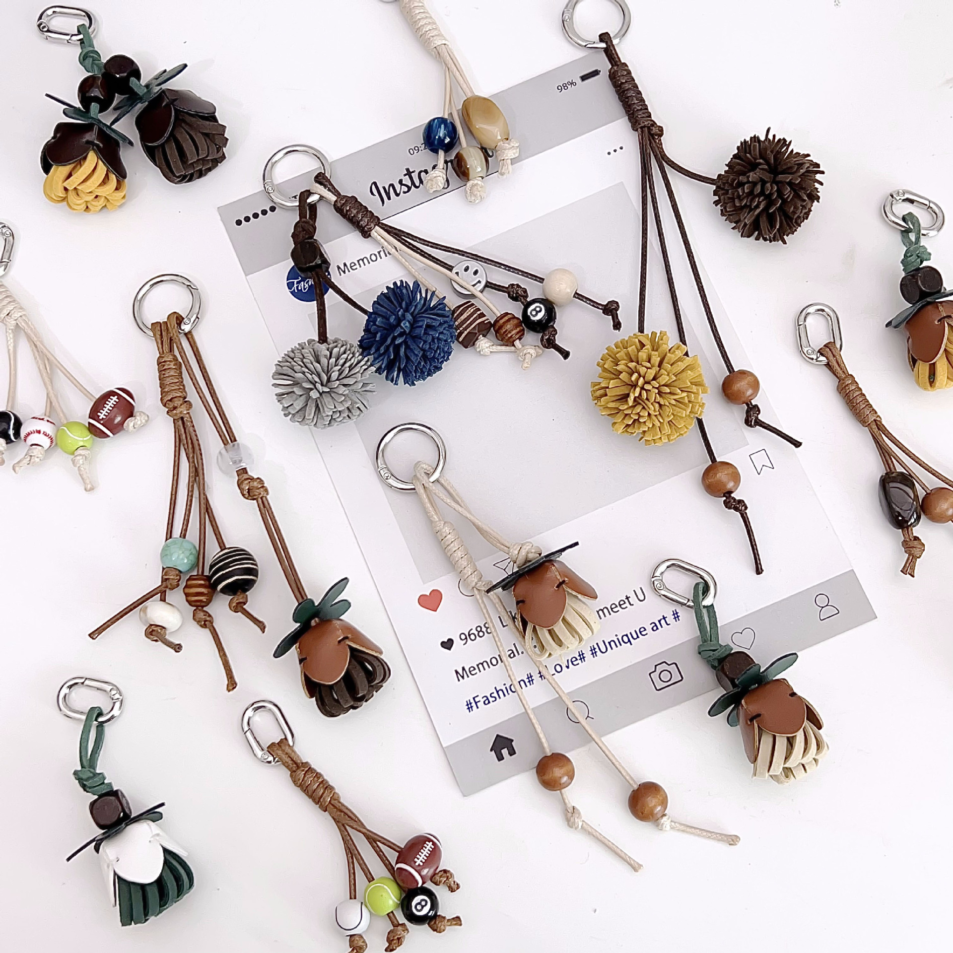 Zapatos, ropa, bolsas, colgantes, zapatos, botas de canguro, botas de Martin, mueller, colgantes, accesorios, zapatos, bolsas, colgantes