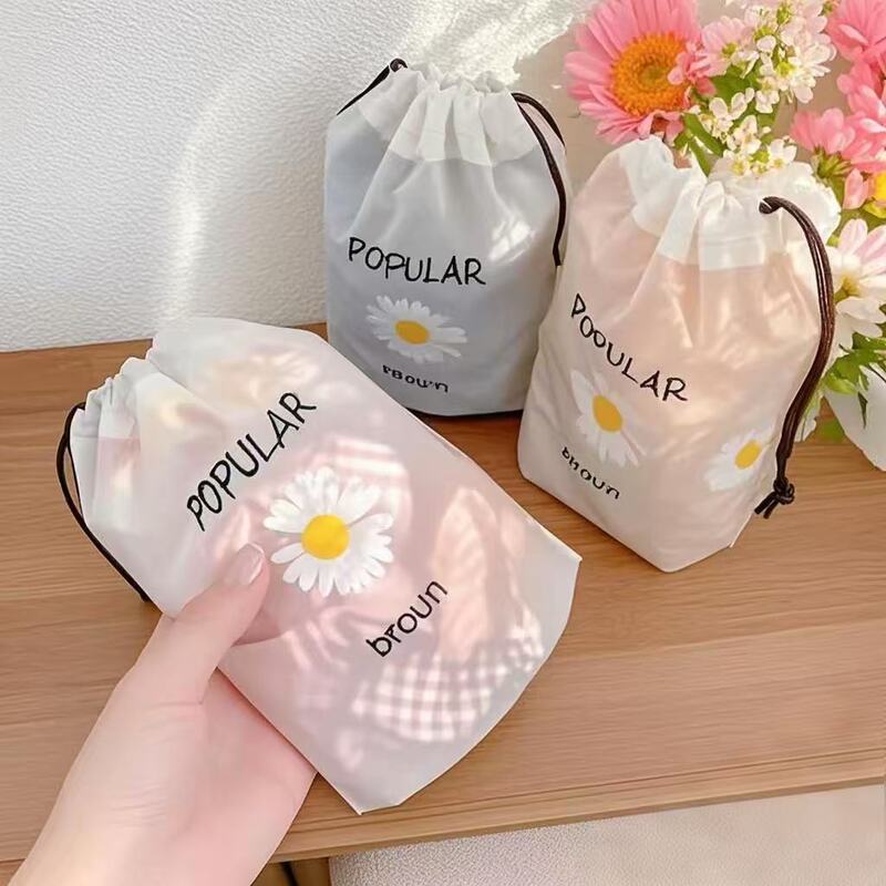 Direct Supply from Manufacturer: Small Daisy Drawstring Travel Bag, Cosmetic Bag, Eva Simple Portable Bag for Jewelry Storage