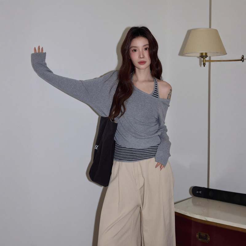Korean Style Gray Slanted Shoulder Off-Shoulder Halterneck Two-Piece Knitwear for Women 2025 Autumn Elegant Casual Long-Sleeved Top