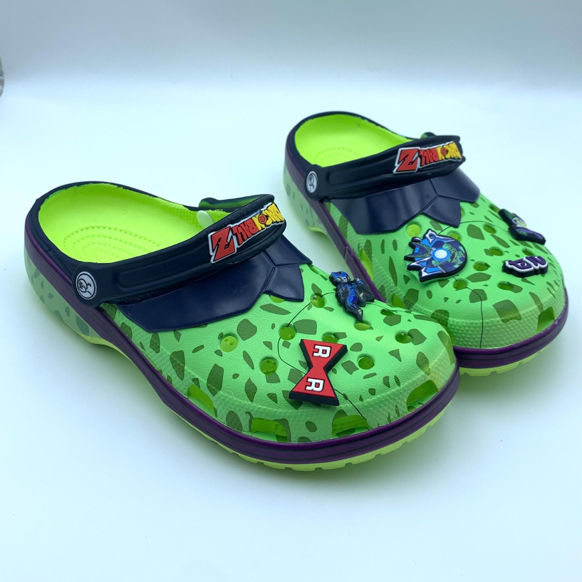 2025 nuevos zapatos agujero de cabeza de mono camuflado padre-hijo agujero zapatos transpirables al aire libre ocio sofá zapatos de playa moda