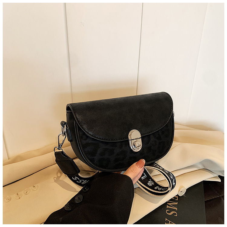 Niche Premium Feeling Crossbody Leopard Satteltasche Damen Neue Retro Mode Schultertasche_voghion.com