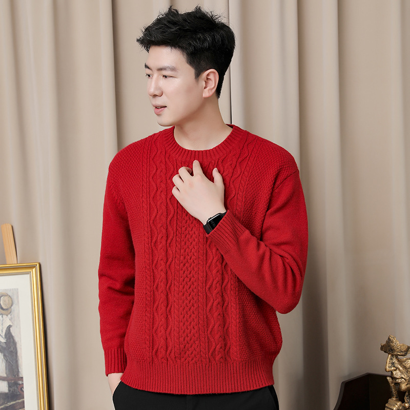 Una familia de tres y cuatro padre-hijo ropa completa decoración del hogar madre-hijo padre-hijo ropa rojo alpaca terciopelo suéter de alta gama