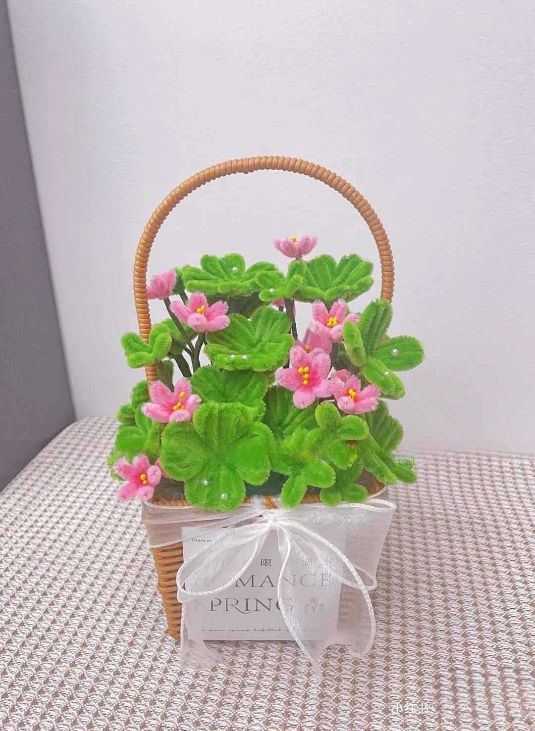 Hecho a mano DIY Twisted stick Lotus bouquet paquete material cesta de flores artificiales regalo cumpleaños del Día San Valentín para la novia