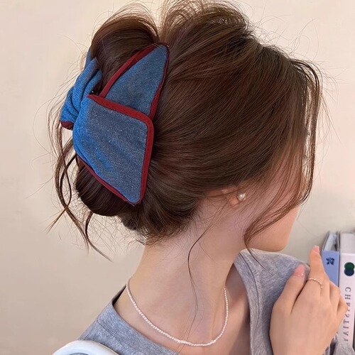 Grid Triangle Grab Clip Women 2025 New Advanced Nape High Beauty Shark Clip Spring Summer Hair Accessory
