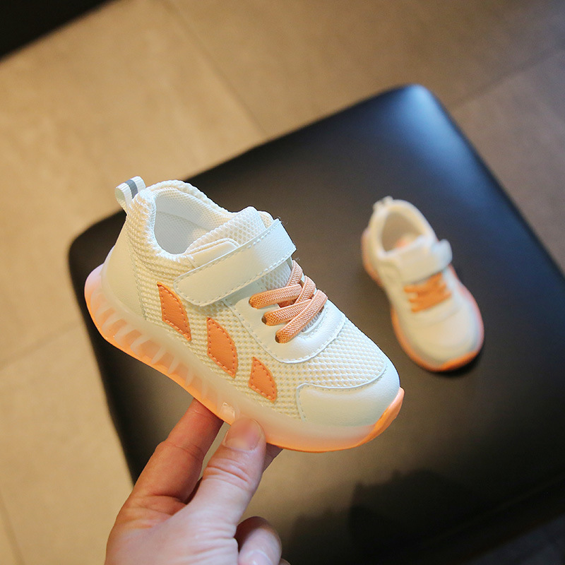 Xiaoxiao nuevos zapatos de bebé de primavera para 2-3 años de edad niños deportes niños suave inferior malla transpirable zapatos de niño