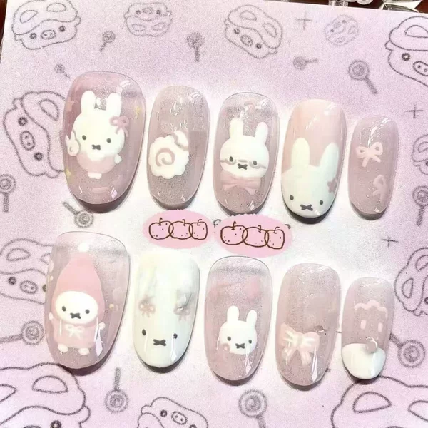 Cartoon soft and cute medium oval cat-eye Japanese-style sweet fake nail patches, direct wholesale from cross-border factory