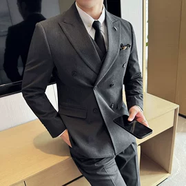 男式衬衫;男式西服套装;男式T恤