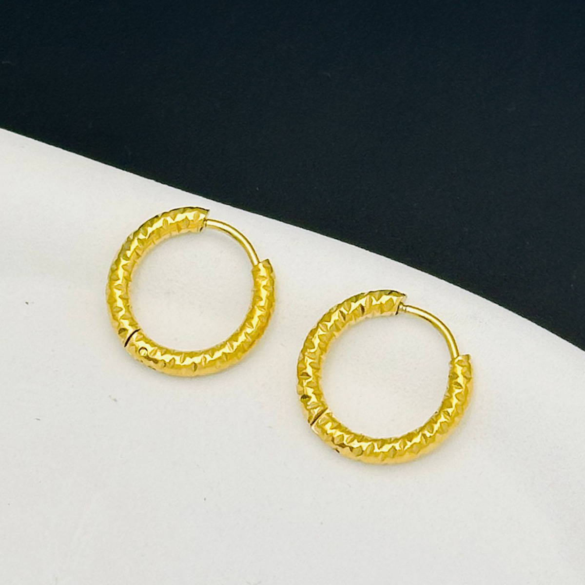 Francoski slog zlomljen srebrni deset tisoč zaponka za uho iz titana jekla nakit nišna osebnost zvezdno nebo reliefni krog globoko zlato uho_voghion.com