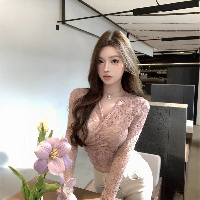 2025 New Autum Style French Style Pure Lust V Neck Sexy Slimming Look Slightly See-Through Lace Shirt Bottoming Top for Women