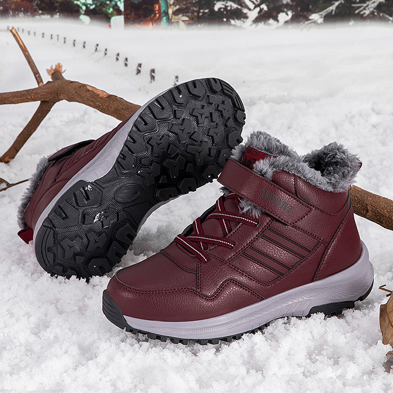 Zapatos para ancianos zapatos para caminar zapatos engrosados con terciopelo en invierno y zapatos deportivos casuales con suela suave zapatos para madres engrosados con algodón