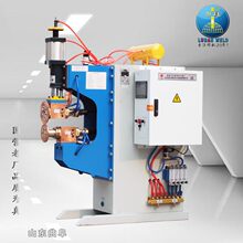ֱ�����l�M��L���C130KVA�p��Һ�����^�V�WͲ���^�p���C