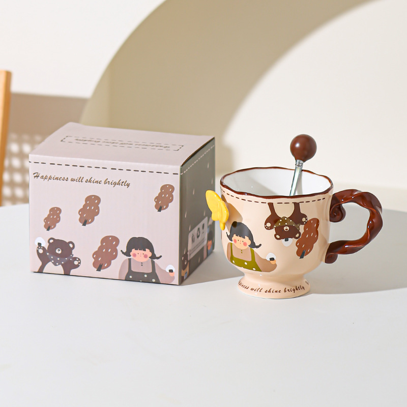 Retro encantadora chica taza de cerámica de alto valor de visualización de oficina casa taza de agua taza de café mano regalo de cumpleaños al por mayor