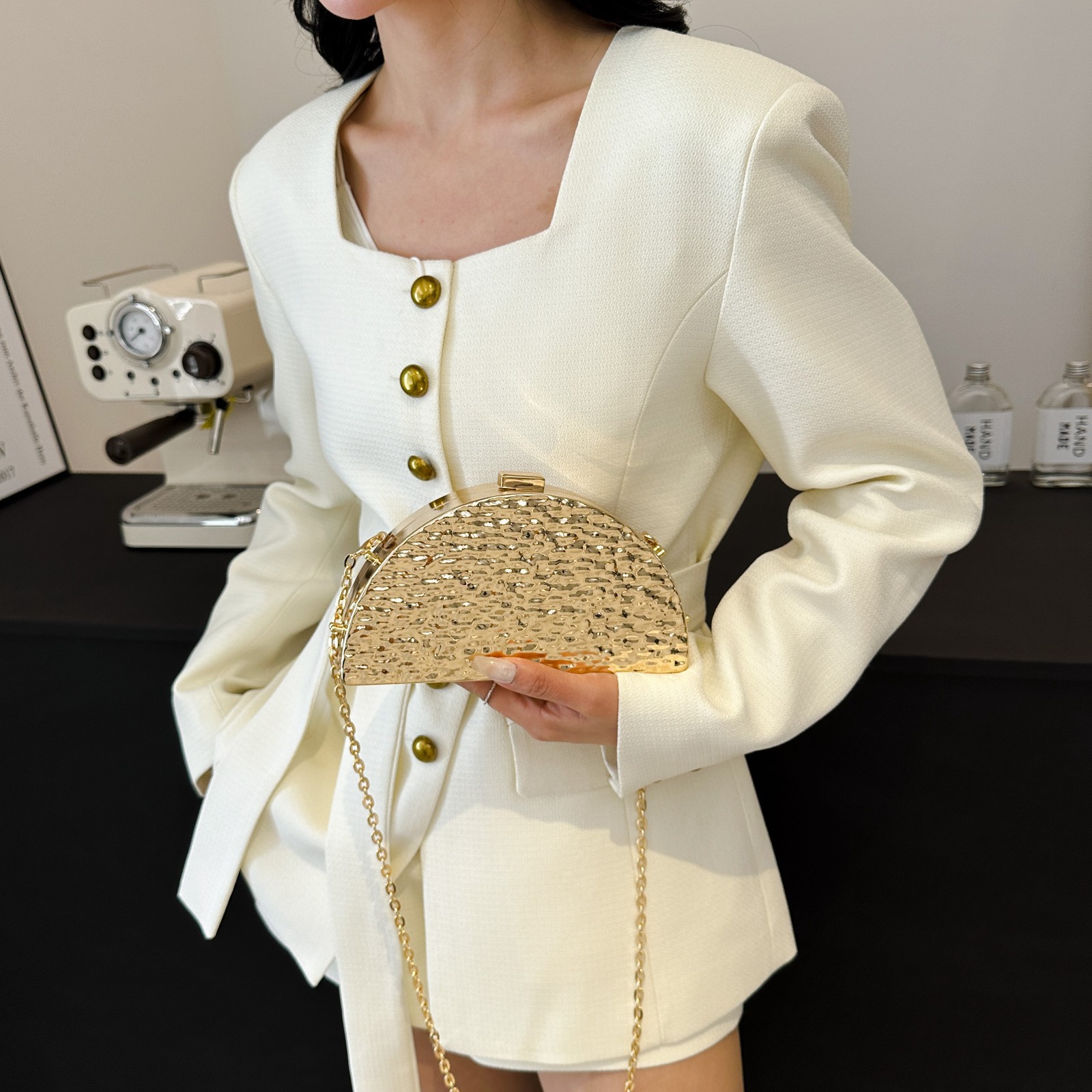 Bolsa de cena de alto nivel transfronterizo estriado cuadrado en forma de ventilador bolsa de mano de mujer fiesta de lujo ligera cadena bolsa de cena