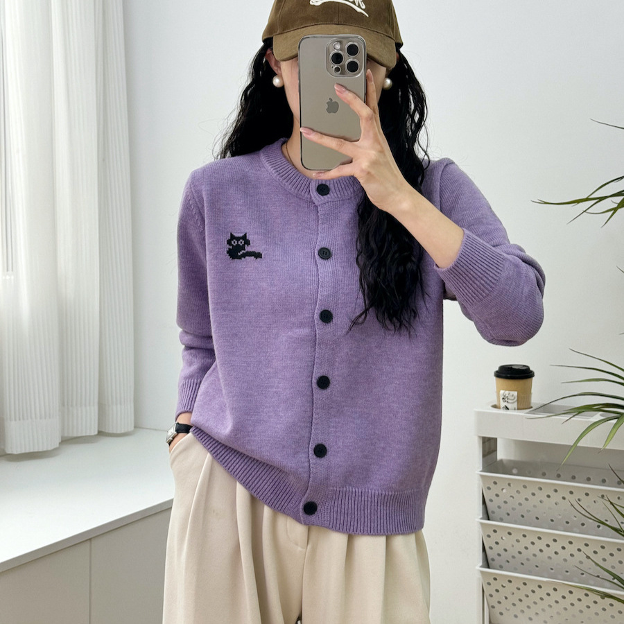 yms123 Autumn New Round Neck Button Knitted Cardigan Women's 2024 Autumn and Winter Kitten Embroidered Long Sleeve Sweater