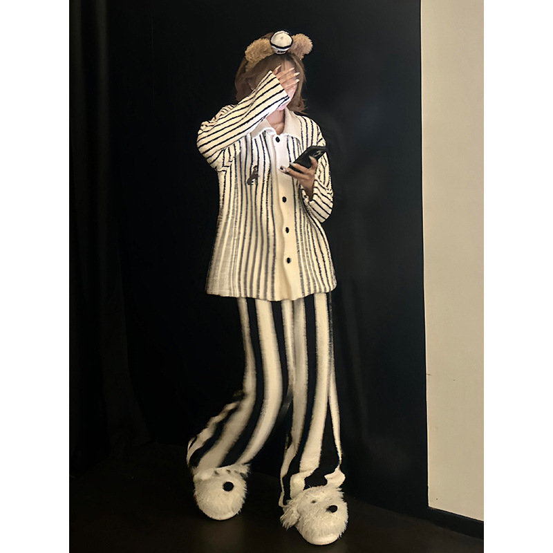 韩系高级小熊半边绒睡衣女款冬季2025新款加厚毛绒针织家居服套装|undefined