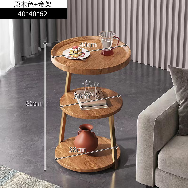 골드 프레임 + 나무 컬러 바탕 화면