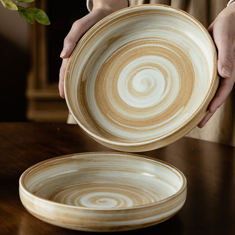Hacer platos de platos de cerámica de tornillo de color creativo al por mayor platos de ensalada de restaurante platos domésticos platos redondos
