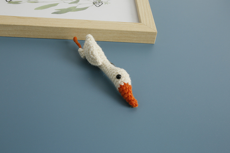 Knitting Design Cute Pin Goose Yarn Knitting Women's Brooches 1 Piece