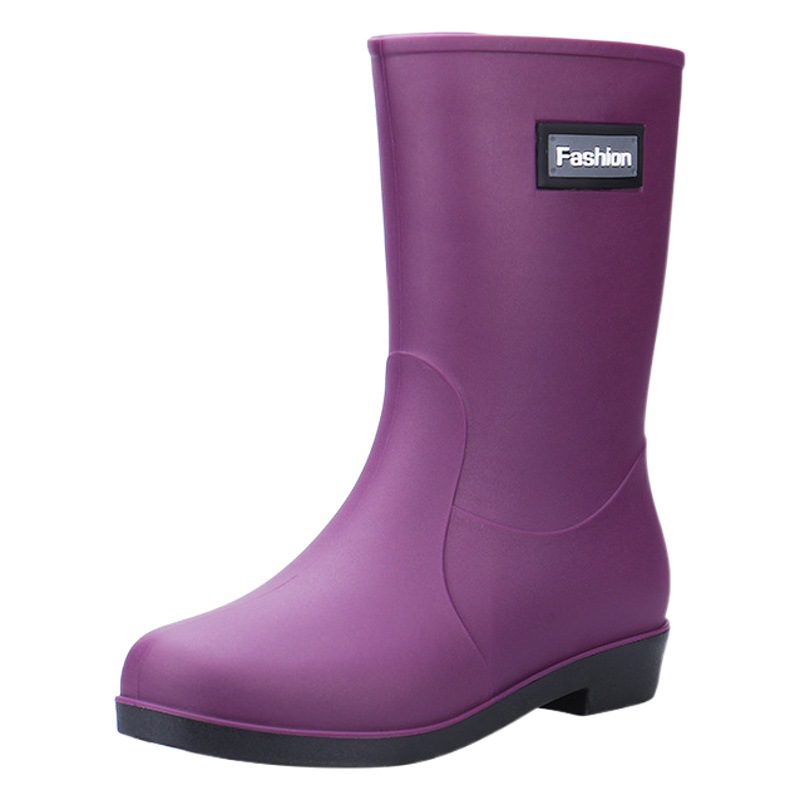 Nuevas Botas de lluvia Las mujeres de moda de trabajo al aire libre zapatos de agua adultos cálidos zapatos de goma para mujer zapatos de lluvia a media pantorrilla estilo coreano