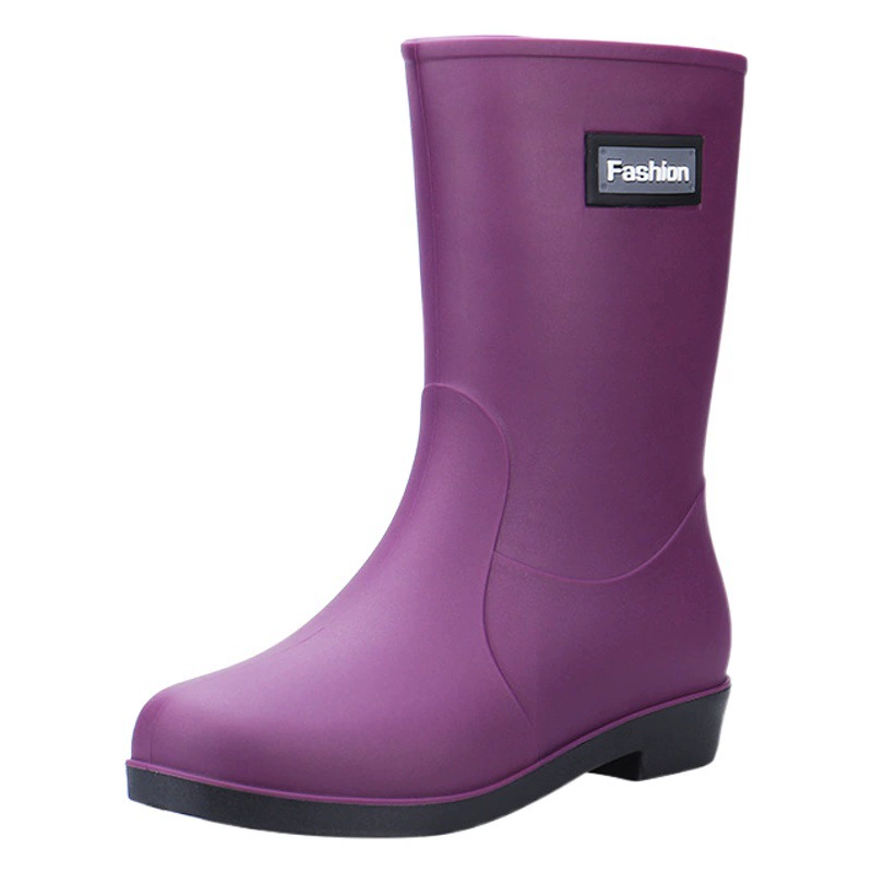 Новые непромокаемые туфли женские модные работы на открытом воздухе Водные туфли взрослые теплые женские резиновые туфли в стволе ботинок Корейская версия