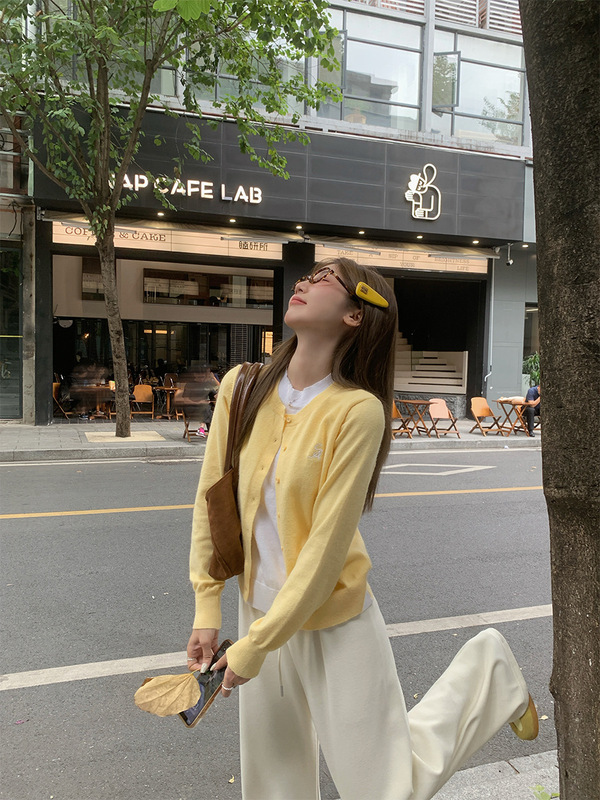 黄色甜美长袖针织开衫毛衣女外套2025秋冬新款假两件独特绝美上衣|undefined