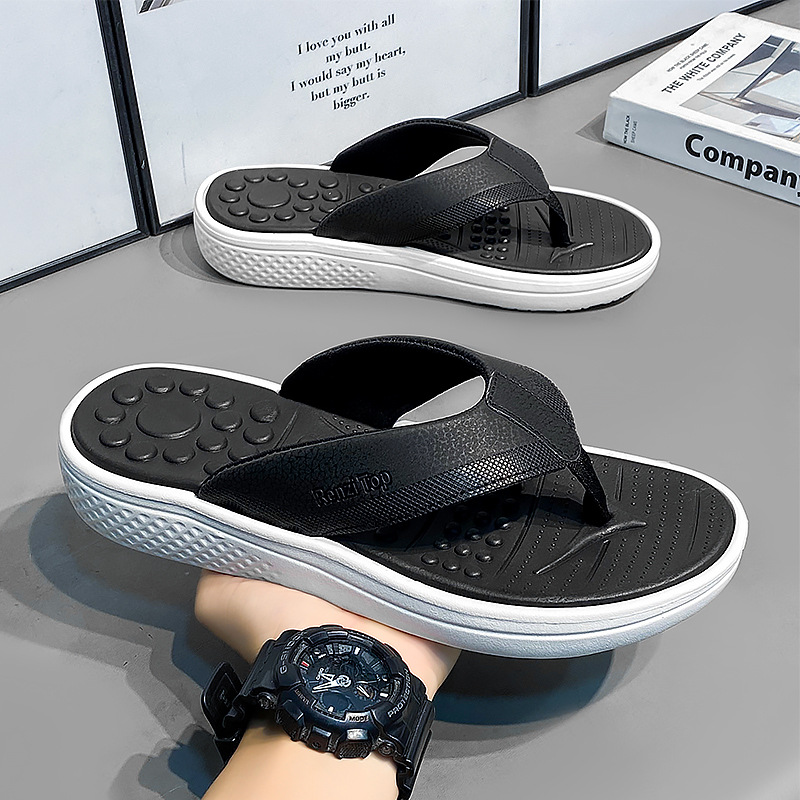 Chanclas hombre 2025 nuevo estilo verano antideslizante ropa exterior deportes playa sandalias de ocio zapatillas de masaje de fondo suave
