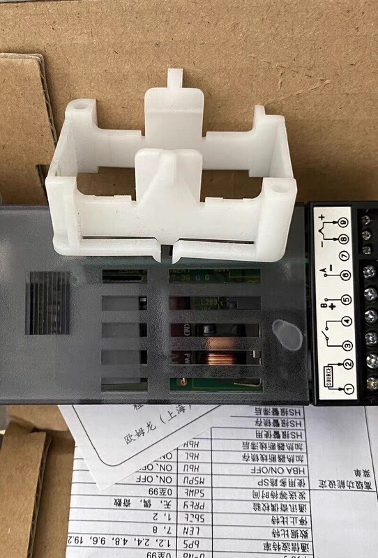 OMRON E5GN-Q103TD-C-FLK Q1TD C1BT OMRON E5GN-Q103TD-C-FLK Q1TD C1BT