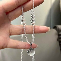 女性用ホワイトクリスタルデュビューネックレス、軽くて豪華、透明なニッチデザイン、ハイエンド、新しい絶妙なネックレス、ガールフレンドへの多用途ギフト
