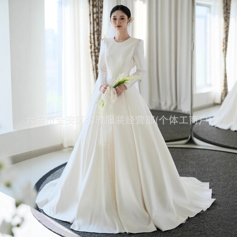 French-Style Long-Sleeve Light Wedding Dress, Simple Satin with a High-End Feel, Forest-Themed, Ultra-Fairy with a Small Train, White Reception Gown French-Style Long-Sleeve Light Wedding Dress, Simple Satin with a High-End Feel, Forest-Themed, Ultra-Fairy with a Small Train, White Reception Gown