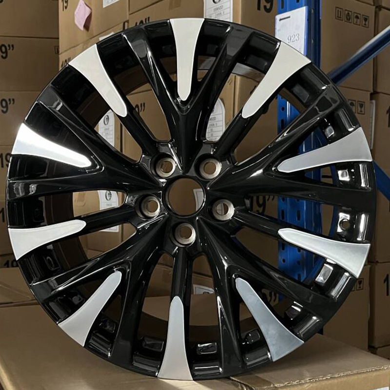 Applicable to Toyota Camry Wheel Hub 8 Generation 18 19 20 21 "Reiz Crown Highlander Spinning Wheel Hub