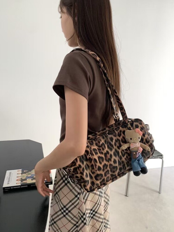 自制豹纹系列韩女辣妹小众ins博主机车波士顿腋下包高级感单肩包|undefined