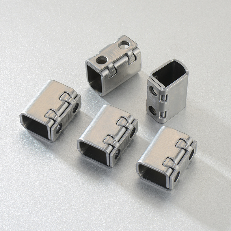 冲压件加工五金冲压件定做铁片冲压方形卡扣弹片冲裁连续模定制