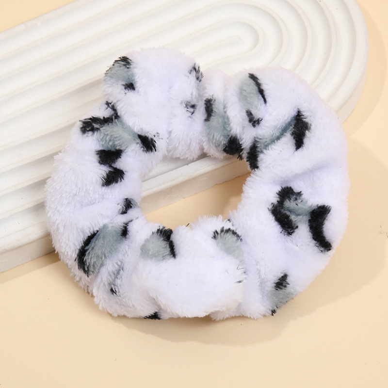 Punto de felpa, lazo para el cabello del intestino grueso, franela femenina, lazo para los intestinos de otoño e invierno, corbata de cola de caballo, banda de goma, cuerda para el cabello teñida, tocado de todo fósforo, accesorios para el cabello