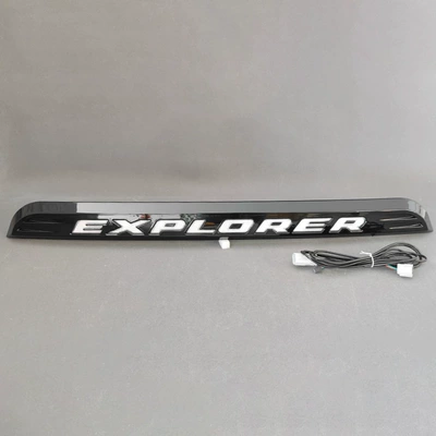 Ford Explorer tailgate lights, plate: Tail light