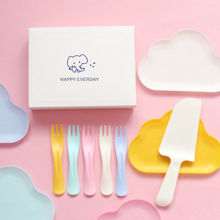 Free Shipping Boxed Dinner Plate Water Drop Cloud Plate Plastic Tableware Birthday Cake Party Knife and Fork Plate Set