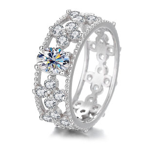 Sterling silver moissanite four-leaf clover diamond ring can be pen three three three cross-border new European and American hot ring wholesale