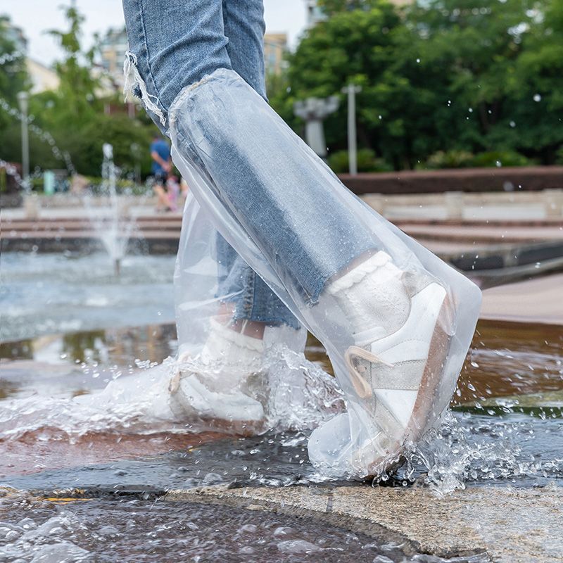 使い捨て防水靴カバー雨の日の防雨滑り止め透明足カバー外にプラスチックを着て耐磨耗雨靴カバーを厚くする|undefined