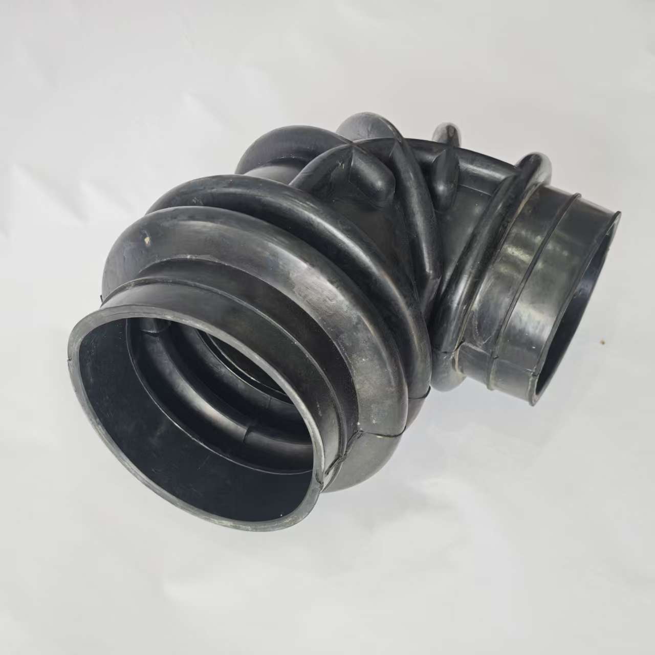 21214-1148035 High-Quality Russian Car Vaz Air Filter Tube, Can Be Made According to Sample for Lada