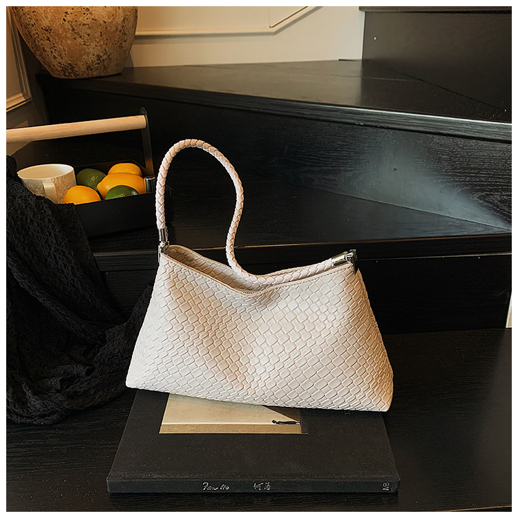 Solid color casual woven pattern large-capacity fashionable 2025 retro new style, elegant underarm bag, single-shoulder hand-carry ladies' bag undefined