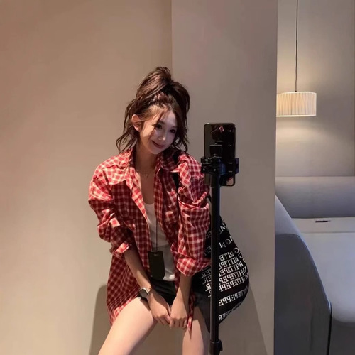 Japanese retro red checkered design women's early autumn relaxed casual sun protection shirt jacket