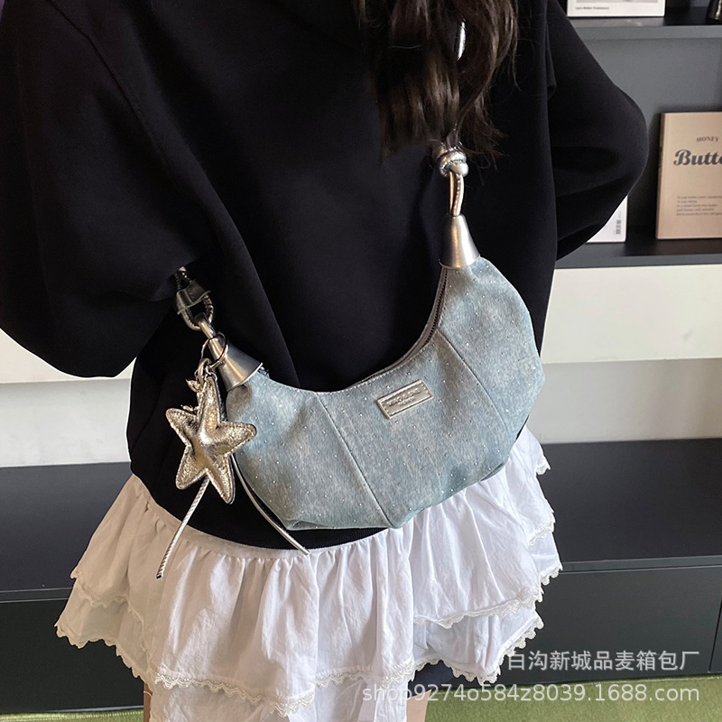 韓国風デニム餃子バッグ 2025 新しいファッション多用途ショルダークロスボディバッグカジュアルニッチデザインクロワッサンバッグ|undefined