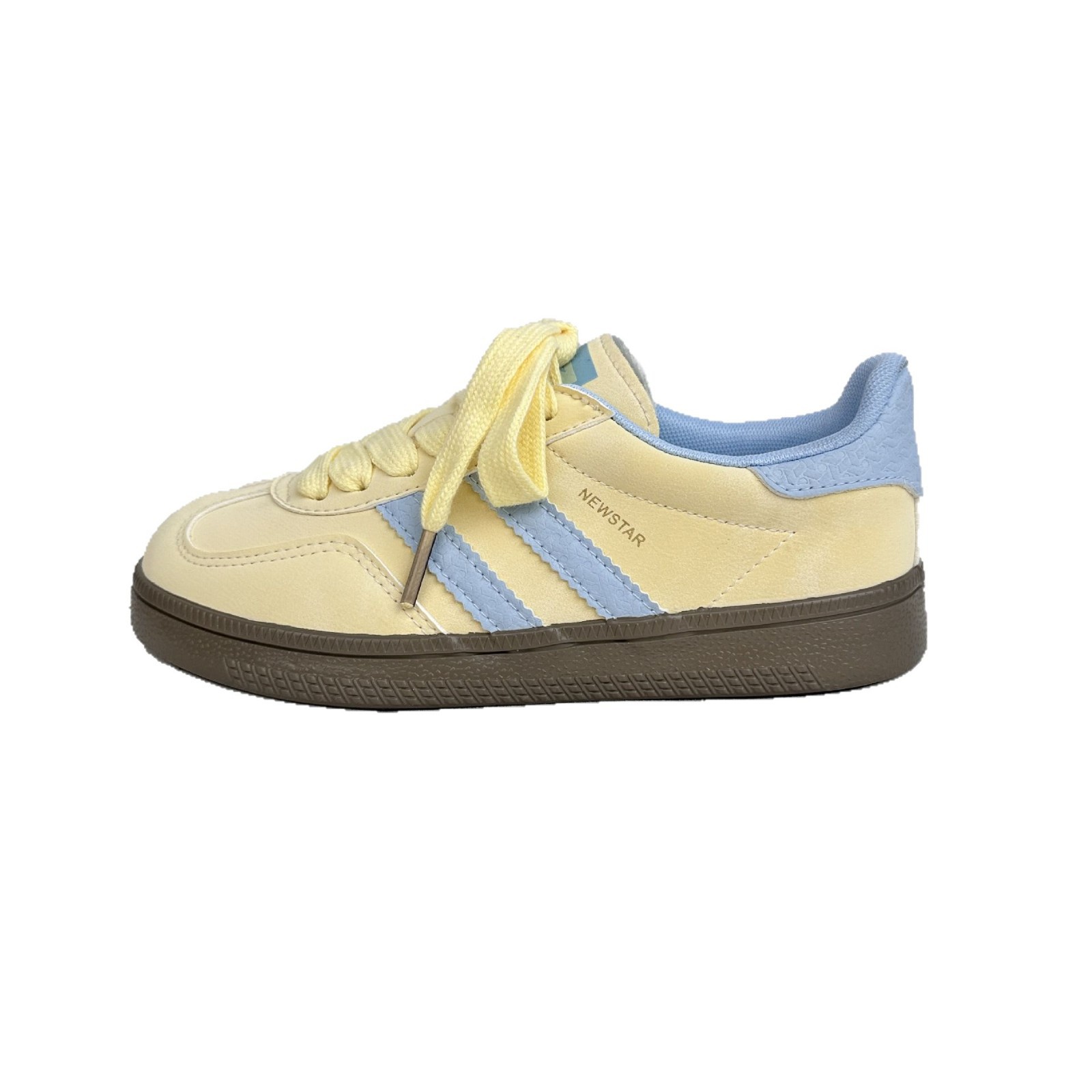 Yuanbo 2025 primavera nuevo estilo zapatos de entrenamiento alemanes de corte bajo estilo femenino de Hong Kong zapatos de lona estilo universitario de nicho zapatos casuales de tabla Harajuku generación