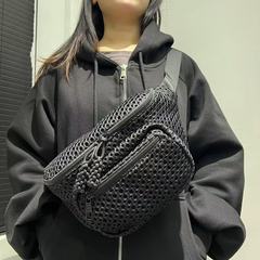 国境を越えて女性のファッションメッシュを提供する軽量多ポケット鞍包携帯小型日韓潮流斜めバッグ