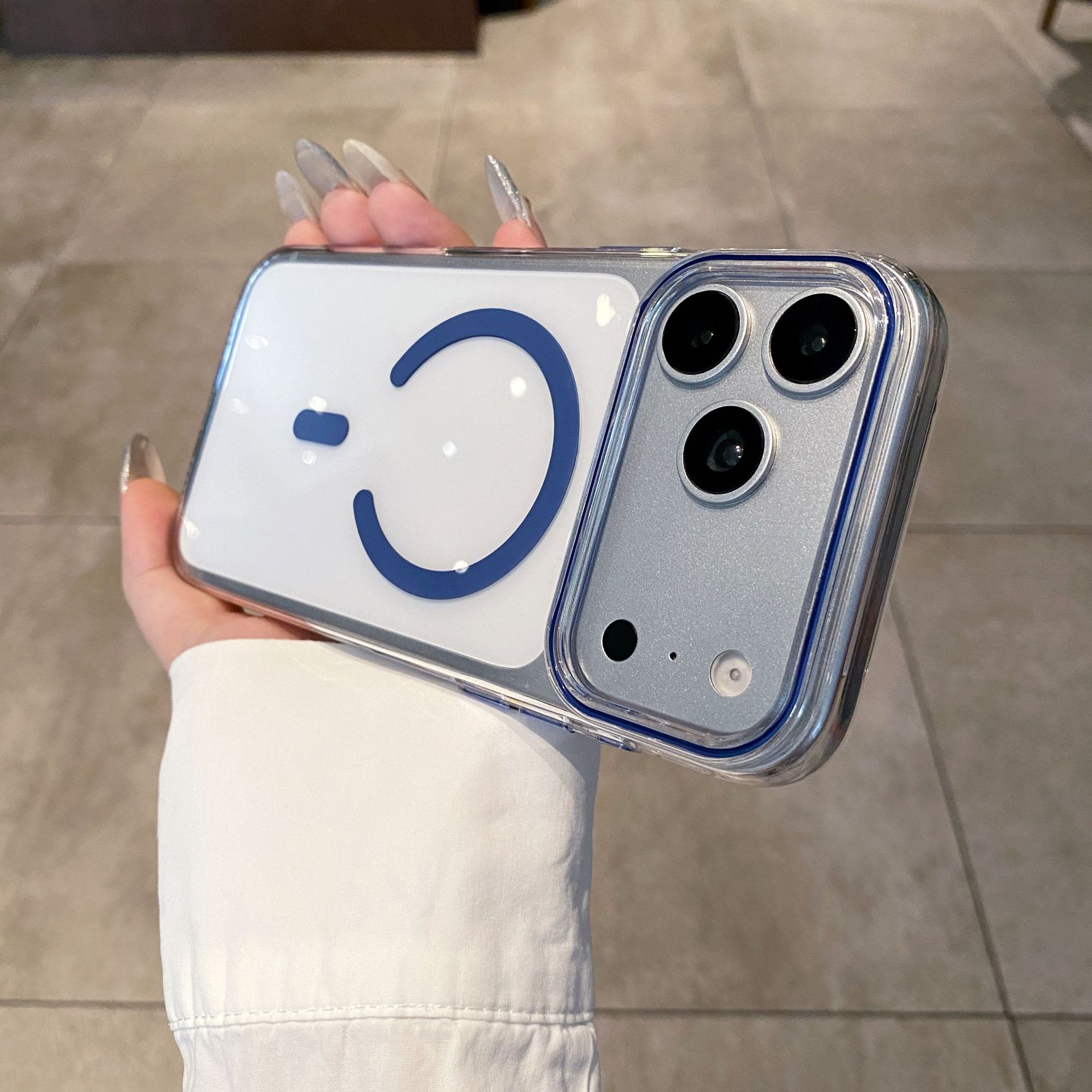 Funda Magnética Antigolpes para iPhone 18 Pro Max y iPhone 17 de Silicona Líquida