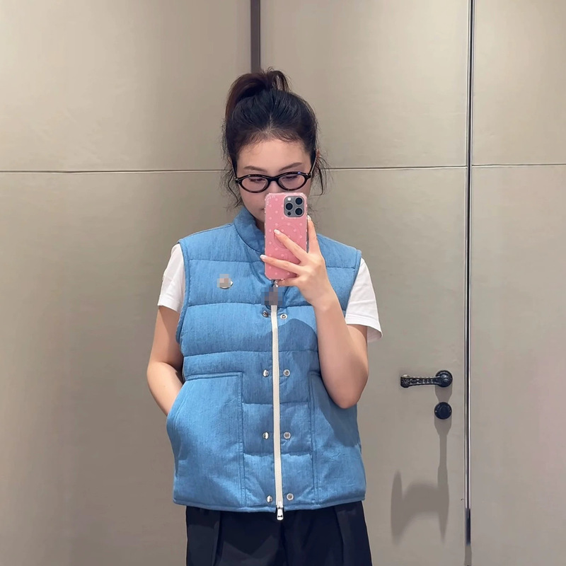 Moncler denim down jacket vest for women 2026 winter Nanyou women's clothing white goose down commuting loose versatile warm vest Moncler denim down jacket vest for women 2026 winter Nanyou women's clothing white goose down commuting loose versatile warm vest