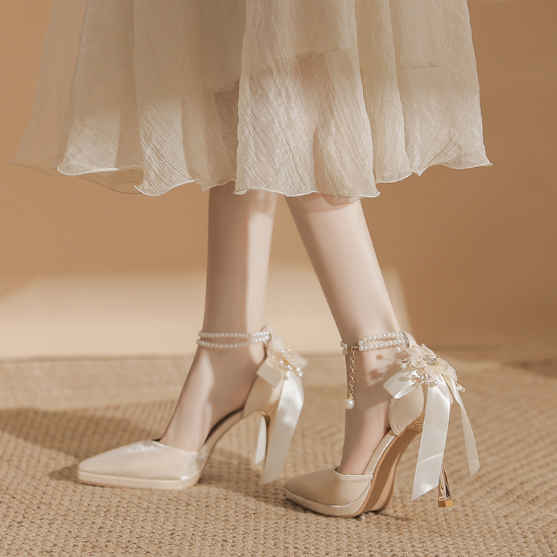 L51-104-Z32 Silks and Satins Waterproof Platform Pointed Toe Hollow Pearl Chain Buckle High Heels Spring and Summer New Style